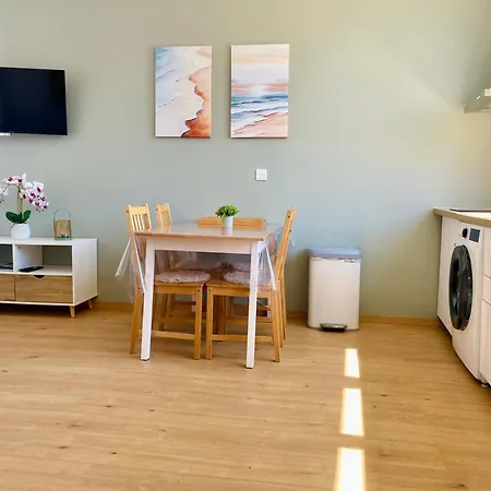 L'éclat à Trois Pas De La * Ault