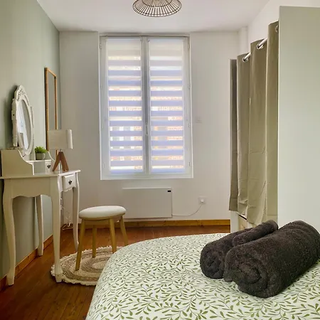 L'eclat A Trois Pas De La Σπίτι διακοπών *