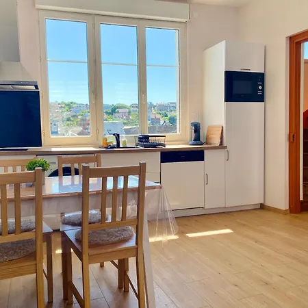 L'eclat A Trois Pas De La * Ault